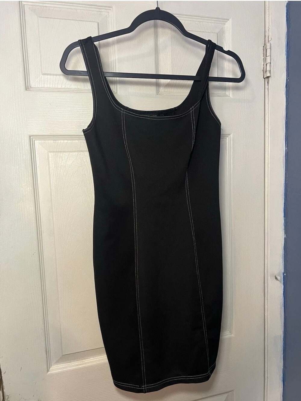 Forever 21 Black Contrast Stitch Bodycon Mini Dress Size M - Picture 2 of 5